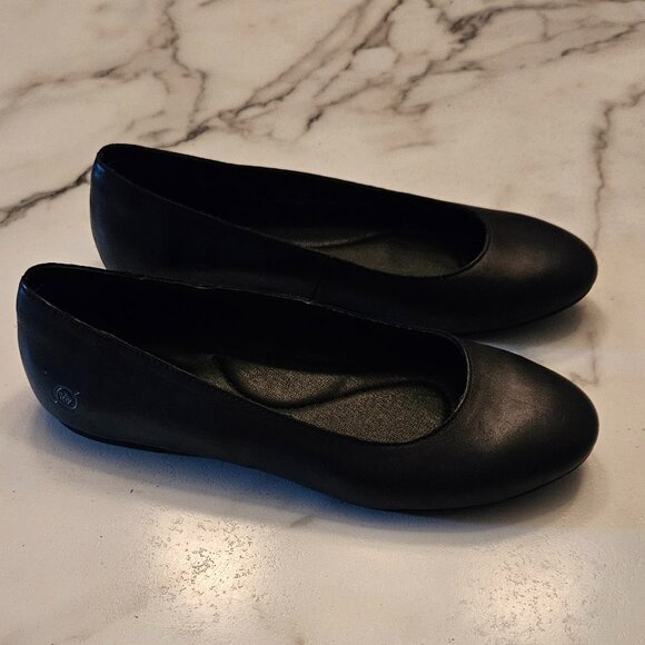 NWOT Born flat leather shoes - Picture 2 of 6